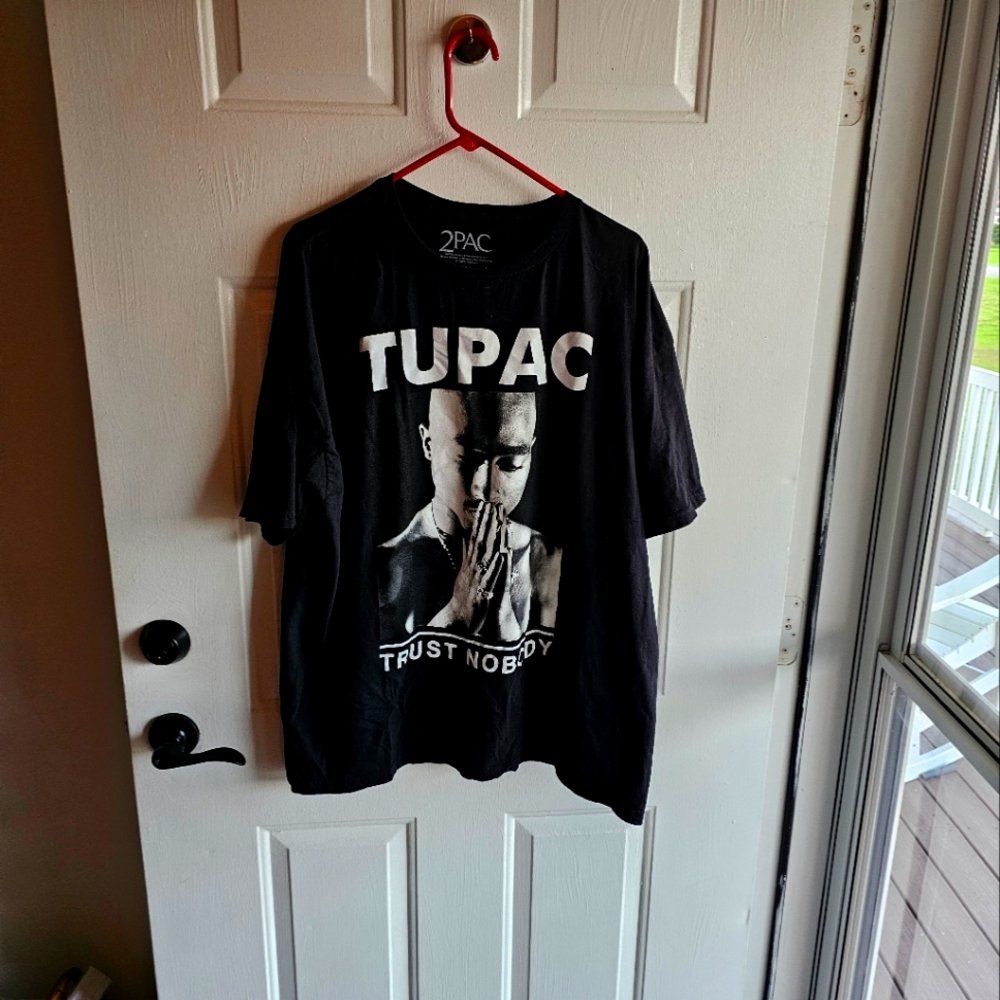 2Pac Black Graphic Tee